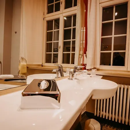 Schloss 4* Gehrden (North Rhine-Westphalia)