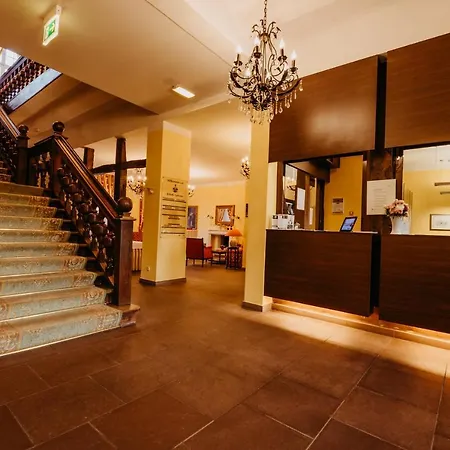 Hotel Schloss Gehrden 4*