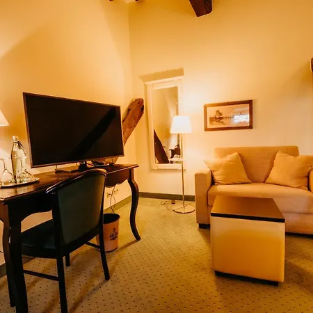 Schloss 4* Gehrden (North Rhine-Westphalia)