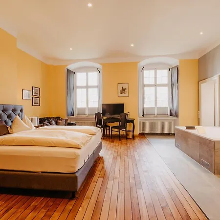 Schloss 4* Gehrden (North Rhine-Westphalia)