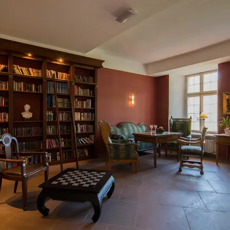 Schloss Ξενοδοχείο Gehrden (North Rhine-Westphalia)