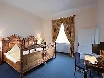 Schloss 4* Gehrden (North Rhine-Westphalia)