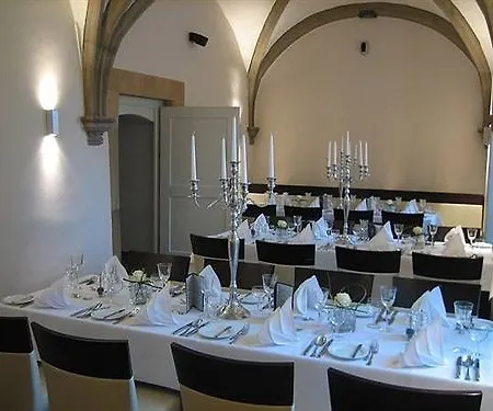 Schloss 4* Gehrden (North Rhine-Westphalia)