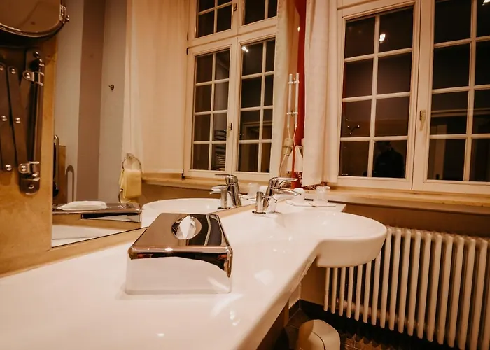 Schloss 4* Gehrden (North Rhine-Westphalia)