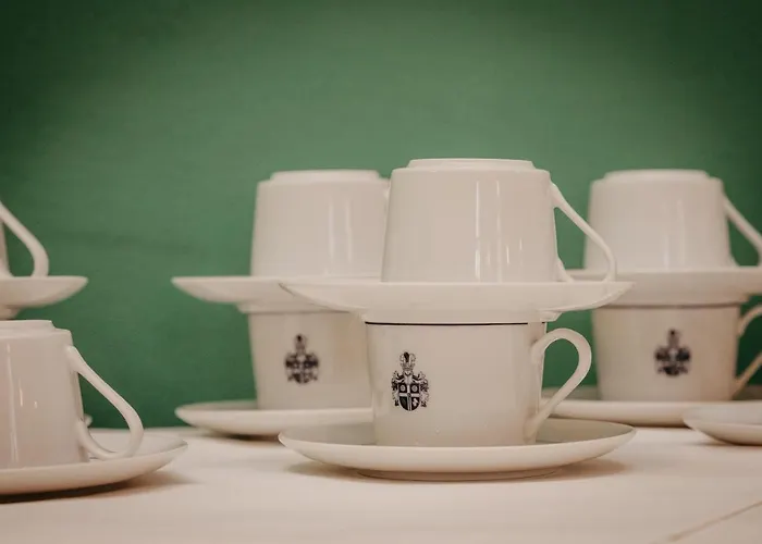 Schloss Ξενοδοχείο Gehrden (North Rhine-Westphalia)