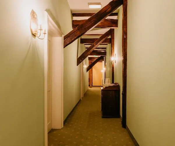 Hotel Schloss 4*