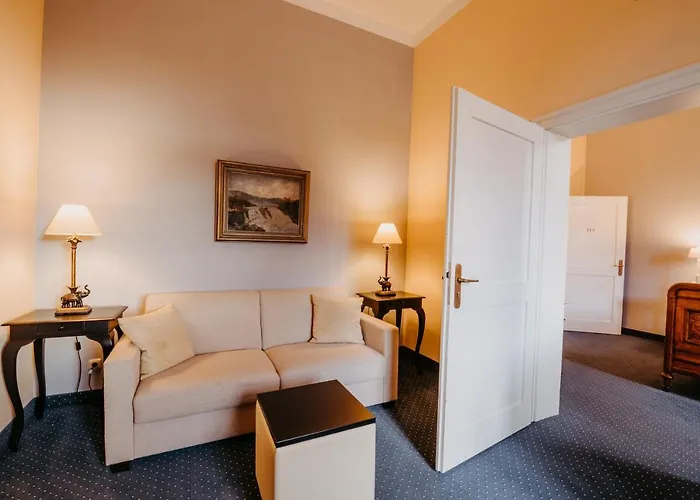 Ξενοδοχείο Schloss 4*