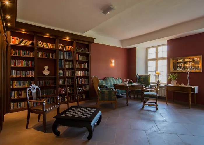 Schloss Ξενοδοχείο Gehrden (North Rhine-Westphalia)