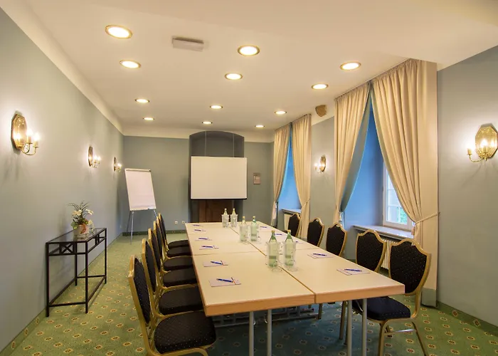 Schloss Ξενοδοχείο Gehrden (North Rhine-Westphalia)