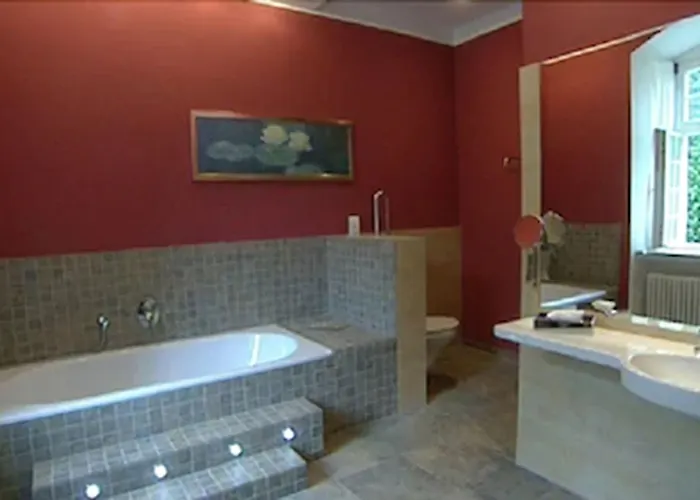 Schloss Ξενοδοχείο Gehrden (North Rhine-Westphalia)